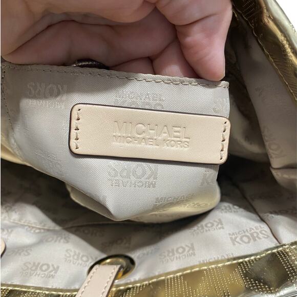 Michael Kors shiny metallic gold Large Jet Setter purse / bag Excellent cond. - Picture 10 of 15